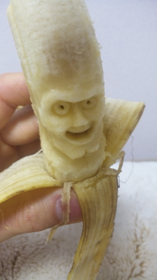Illustration for article titled This Guy's Art Is Bananas. Literally.